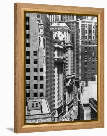 New York Stock Exchange Building Move About on Nassau St-Andreas Feininger-Framed Premier Image Canvas