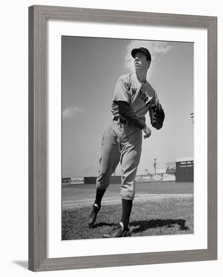 New York Yankee Joe DiMaggio in the Field-Carl Mydans-Framed Premium Photographic Print