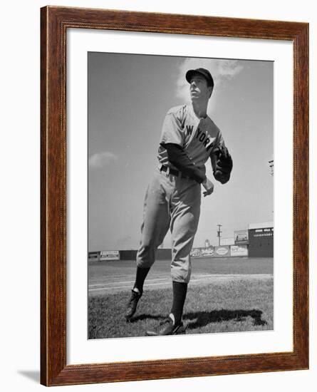 New York Yankee Joe DiMaggio in the Field-Carl Mydans-Framed Premium Photographic Print