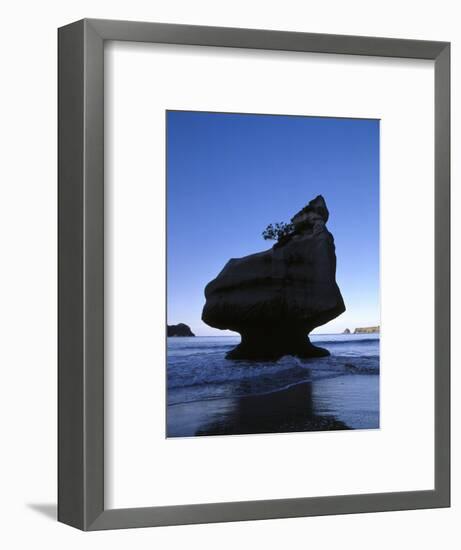 New Zealand, Coromandel Peninsula, Cathedral Cove, Tuff Stone Rock in the Sea-Thonig-Framed Photographic Print