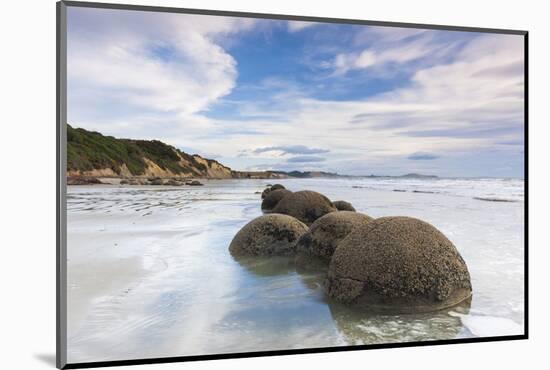 New Zealand, South Island, Otago, Moeraki, Moeraki Boulders, dawn-Walter Bibikow-Mounted Photographic Print