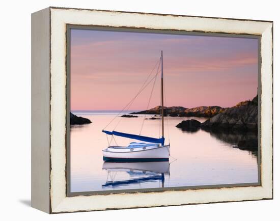 Newport, Rhode Island, USA-Alan Copson-Framed Premier Image Canvas