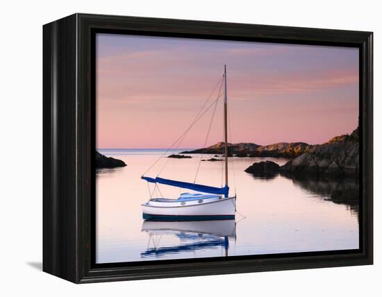 Newport, Rhode Island, USA-Alan Copson-Framed Premier Image Canvas