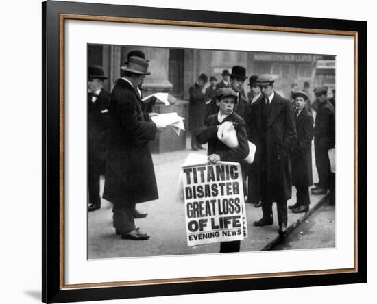 Newsboy Ned Parfett Announcing the Sinking of the 'Titanic' Outside the Offices of the White Star…-null-Framed Photographic Print