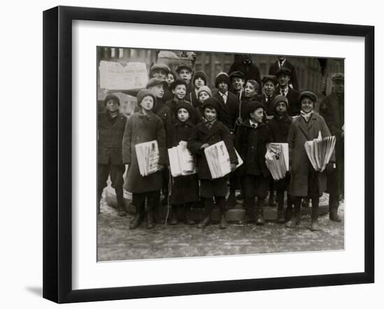 Newsies-Lewis Wickes Hine-Framed Photo