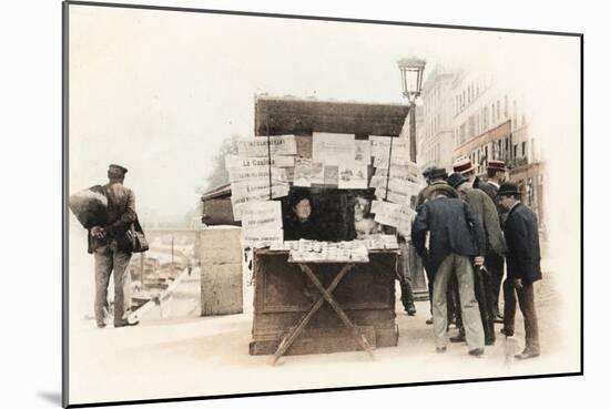 Newspaper Seller, 1914-null-Mounted Giclee Print