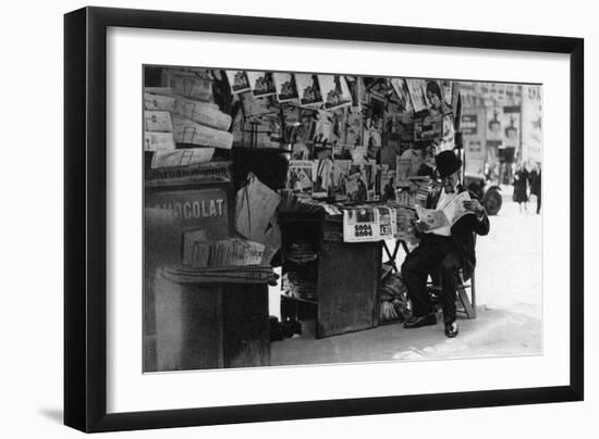 Newspaper Stand, Paris, 1931-Ernest Flammarion-Framed Giclee Print