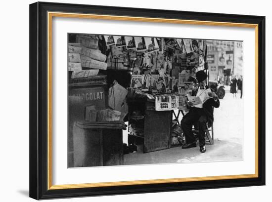 Newspaper Stand, Paris, 1931-Ernest Flammarion-Framed Giclee Print