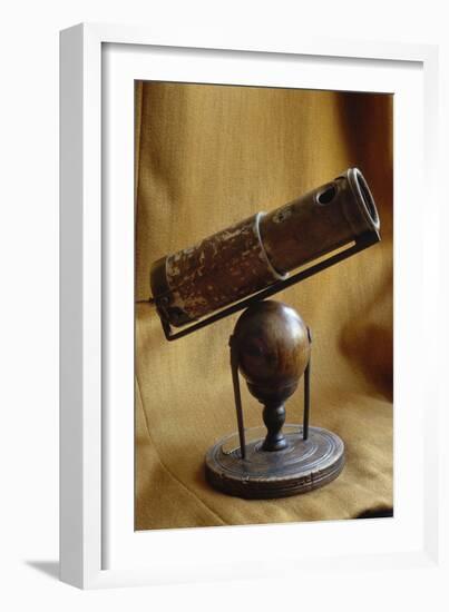 Newton's Second Telescope-Adam Hart-Davis-Framed Photographic Print