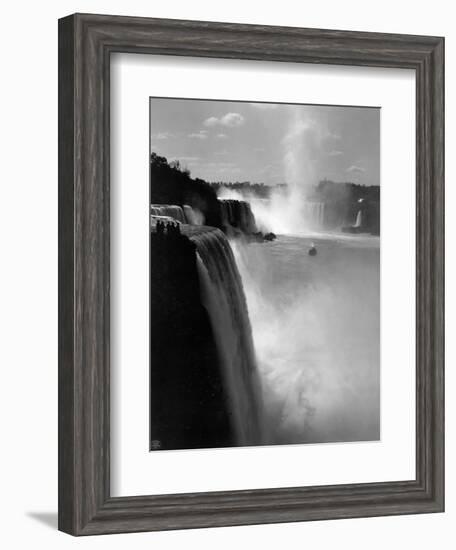 Niagara Falls-null-Framed Photographic Print