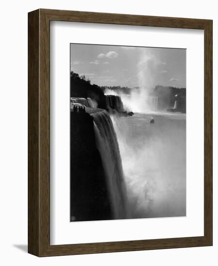 Niagara Falls-null-Framed Photographic Print