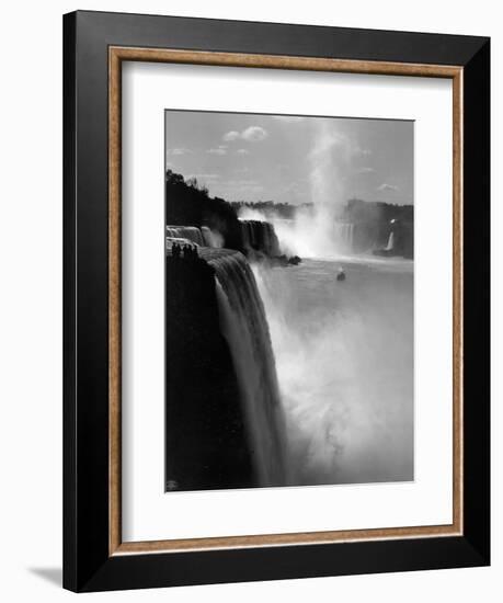 Niagara Falls-null-Framed Photographic Print