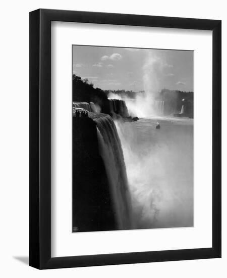 Niagara Falls-null-Framed Photographic Print