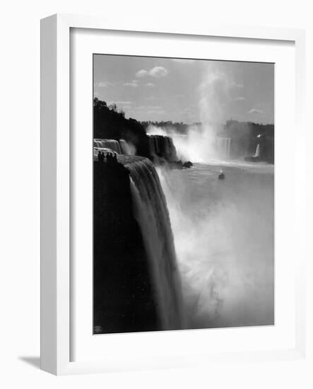 Niagara Falls-null-Framed Photographic Print