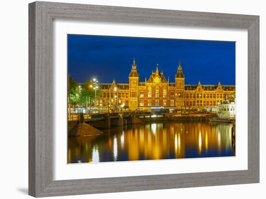 Night Amsterdam Canal and Centraal Station-kavalenkava volha-Framed Photographic Print