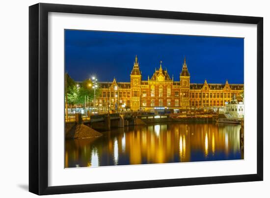 Night Amsterdam Canal and Centraal Station-kavalenkava volha-Framed Photographic Print