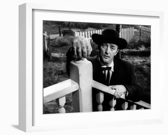 Night of the Hunter, Robert Mitchum, 1955-null-Framed Photo