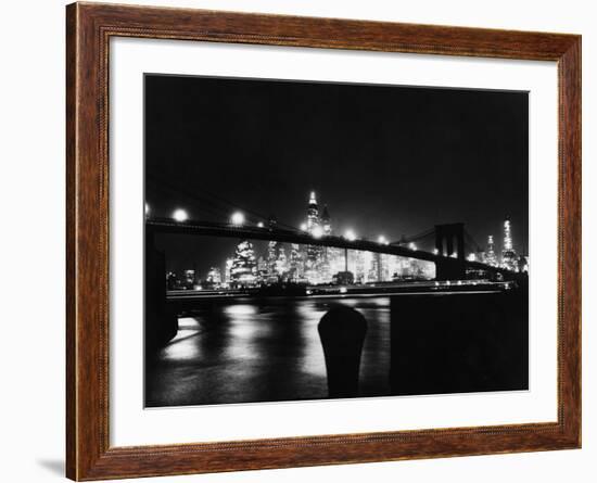 Night View Of Brooklyn Bridge-Bettmann-Framed Photographic Print