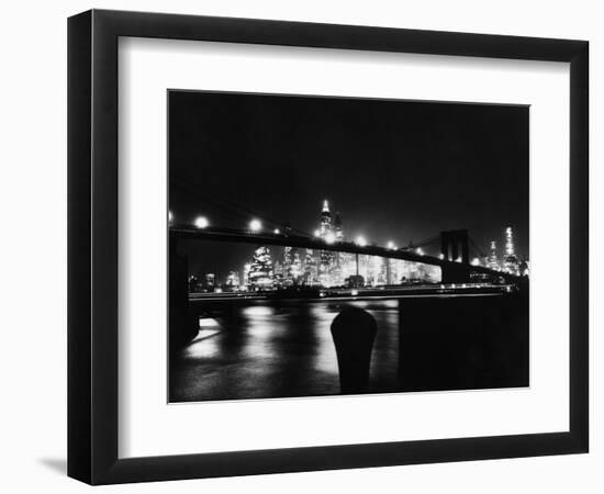 Night View Of Brooklyn Bridge-Bettmann-Framed Photographic Print