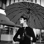 Checked Parasol, New Trend in Women's Accessories, Used at Roosevelt Raceway-Nina Leen-Photographic Print