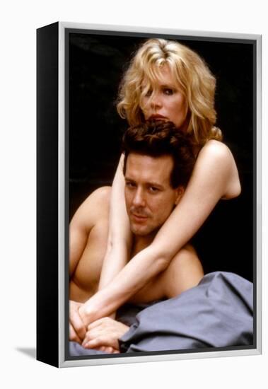 NINE 1/2 WEEKS, 1986 directed by ADRIAN LYNE Kim Basinger and Mickey Rourke (photo)-null-Framed Stretched Canvas