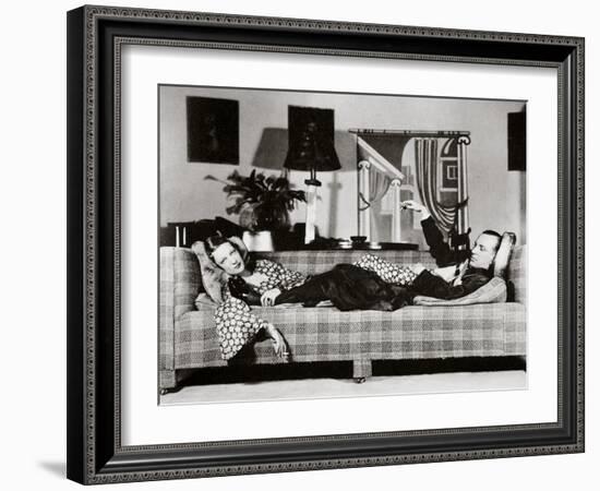 Noel Coward and Gertrude Lawrence in a scene from 'Private Lives', New York, USA, 1931-Unknown-Framed Photographic Print