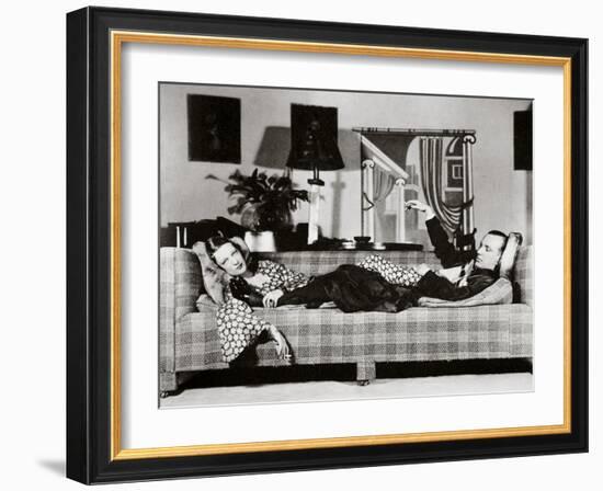 Noel Coward and Gertrude Lawrence in a scene from 'Private Lives', New York, USA, 1931-Unknown-Framed Photographic Print