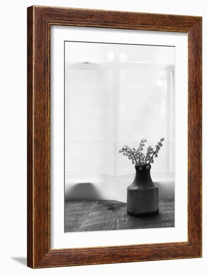 Noir Still - Solo-Irene Suchocki-Framed Giclee Print