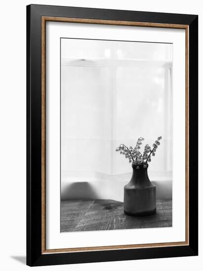 Noir Still - Solo-Irene Suchocki-Framed Giclee Print