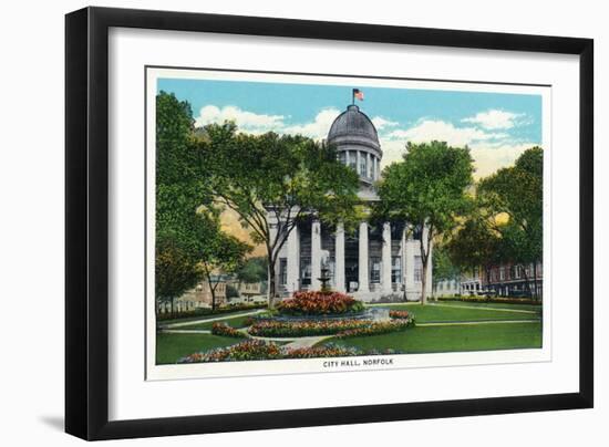 Norfolk, Virginia, Exterior View of City Hall-Lantern Press-Framed Art Print