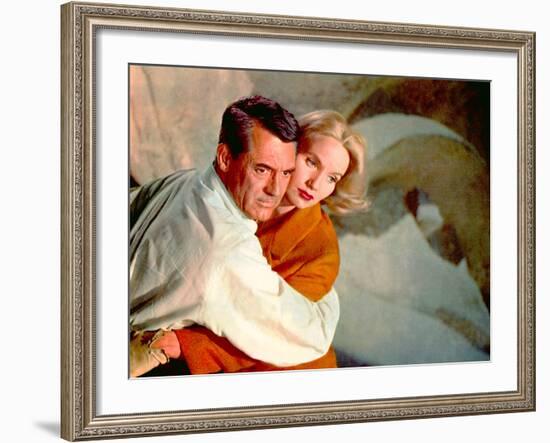 North By Northwest, Cary Grant, Eva Marie Saint, 1959, Clinging-null-Framed Photo