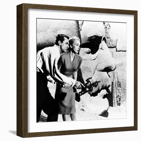 North by Northwest, Cary Grant, Eva Marie Saint, 1959-null-Framed Photo