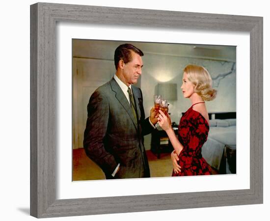 North By Northwest, Cary Grant, Eva Marie Saint, 1959-null-Framed Photo