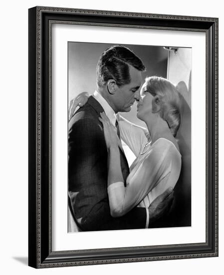 North by Northwest, Cary Grant, Eva Marie Saint, 1959-null-Framed Photo