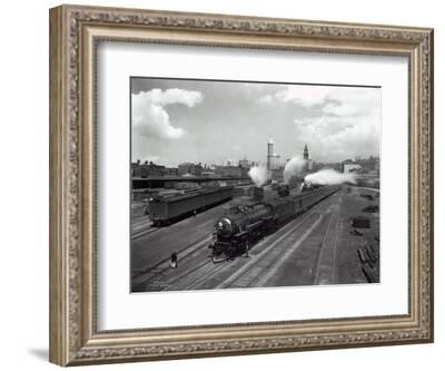 Canvas Train Exiting Seattle Art print POSTER 