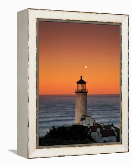 North Head Lighthouse-Ike Leahy-Framed Premier Image Canvas