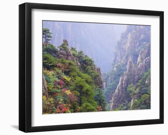 North Sea Scenic Area, Mount Huangshan, Unesco World Heritage Site, Anhui Province, China-Jochen Schlenker-Framed Photographic Print