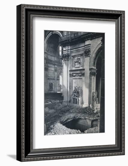 'North Transept of St. Paul's Cathedral after bombing, 1941'-Unknown-Framed Photographic Print