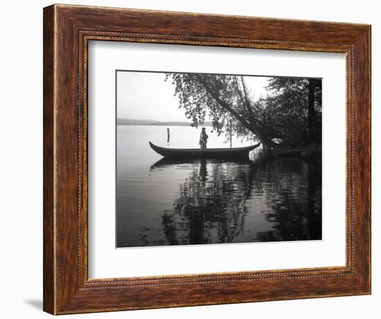 Northwest Indian Style Canoe on a Lake Washington, 1905-1906-Ashael Curtis-Framed Giclee Print