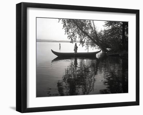 Northwest Indian Style Canoe on a Lake Washington, 1905-1906-Ashael Curtis-Framed Giclee Print