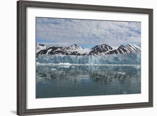 Norway, Barents Sea, Svalbard, Spitsbergen, Northwest Spitsbergen National Park-Cindy Miller Hopkins-Framed Photographic Print