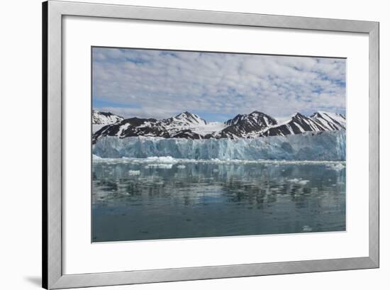 Norway, Barents Sea, Svalbard, Spitsbergen, Northwest Spitsbergen National Park-Cindy Miller Hopkins-Framed Photographic Print