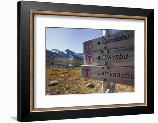 Norway, Jotunheimen National Park, Gravdalen, Signpost-Rainer Mirau-Framed Photographic Print