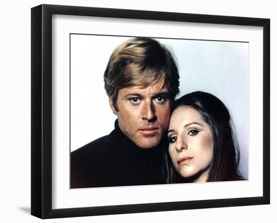 Nos plus Belles Annees THE WAY WE WERE by Sydney Pollack with Robert Redford and Barbra Streisand,-null-Framed Photo