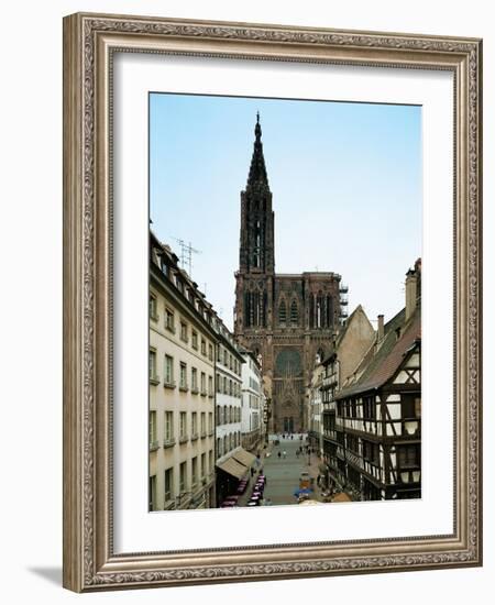 Notre Dame Cathedral, Strasbourg, Begun in Romanesque Style in 1015, Gothic Building, 1176-1439-null-Framed Giclee Print