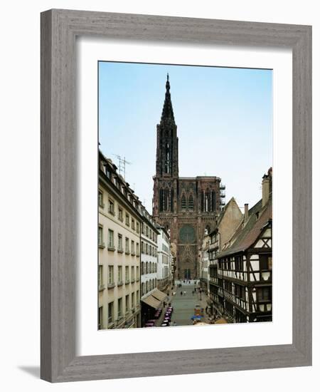 Notre Dame Cathedral, Strasbourg, Begun in Romanesque Style in 1015, Gothic Building, 1176-1439-null-Framed Giclee Print