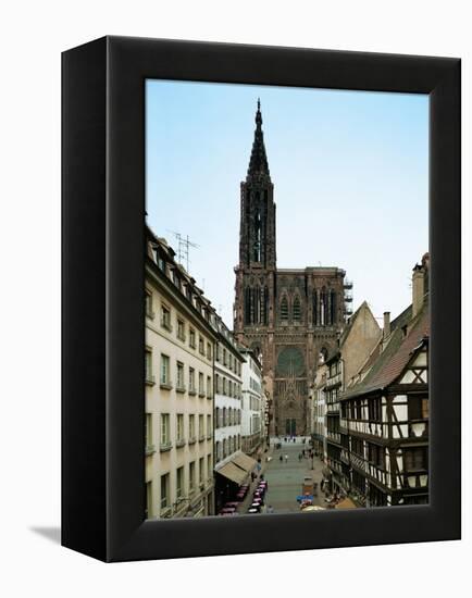 Notre Dame Cathedral, Strasbourg, Begun in Romanesque Style in 1015, Gothic Building, 1176-1439-null-Framed Premier Image Canvas