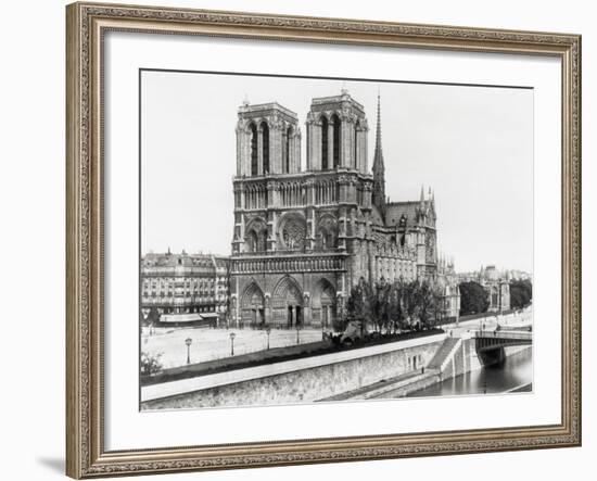 Notre Dame Cathedral-Bettmann-Framed Photographic Print