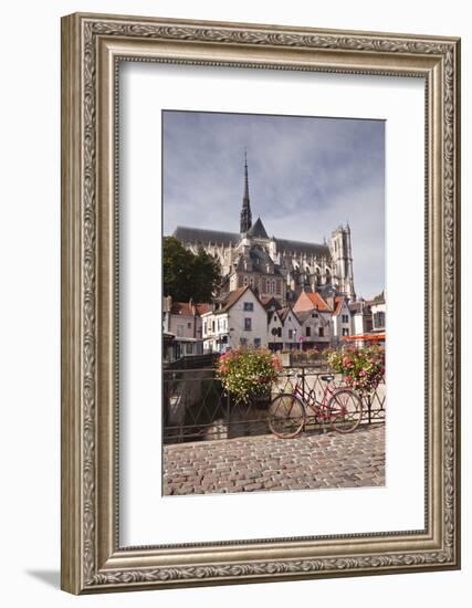 Notre Dame D'Amiens Cathedral-Julian Elliott-Framed Photographic Print