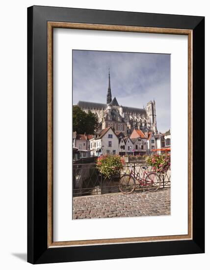 Notre Dame D'Amiens Cathedral-Julian Elliott-Framed Photographic Print